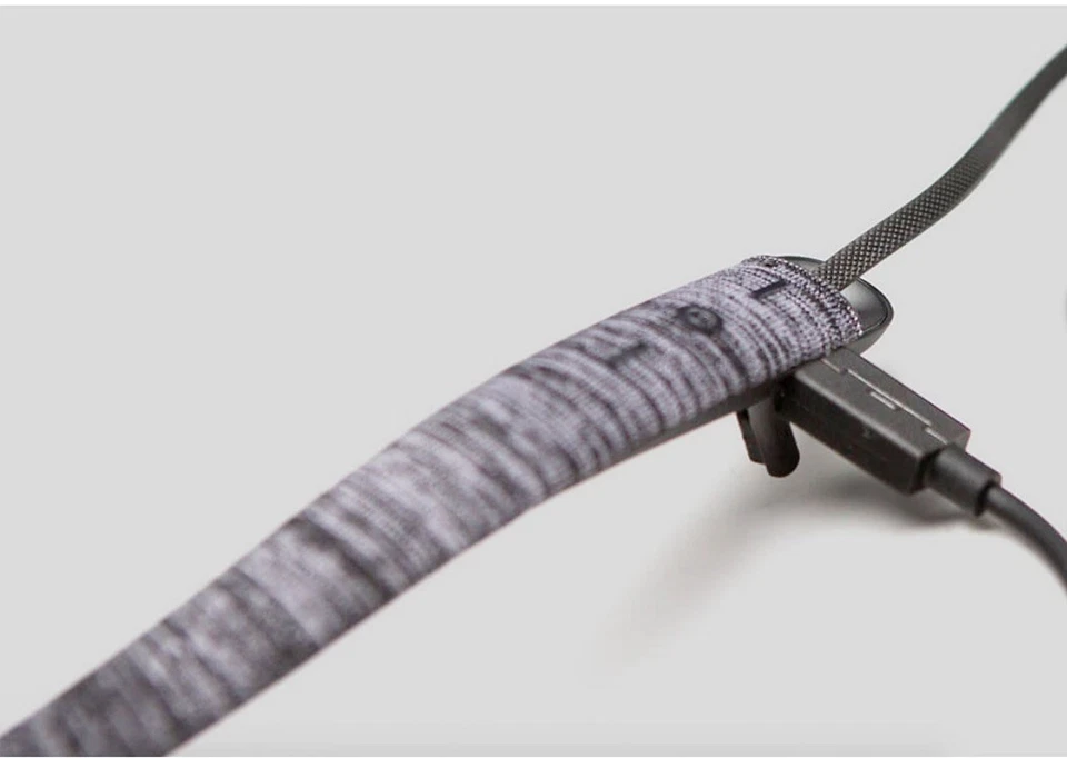 Sol Republic Shadow Fusion Ligero, Bluetooth, Auriculares Intrauditivos y Banda para el Cuello Foto 3 de 4