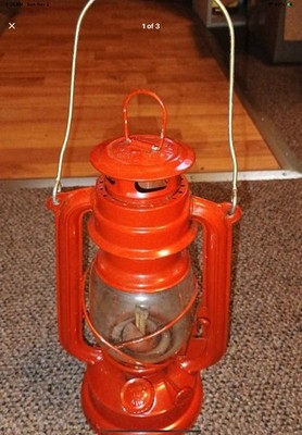 Vintage Red Moon Light Kerosene Oil Lamp Lantern Guang Zhou China 9.5'' Tall