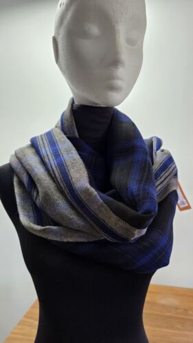 Sciarpa Missoni in tartan blu grigio nero 100% lana unisex prezzo di listino 360€ - Foto 4 di 6