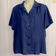 Vintage 70s/80s Navy Blue Button-Up Short Sleeve Shirt