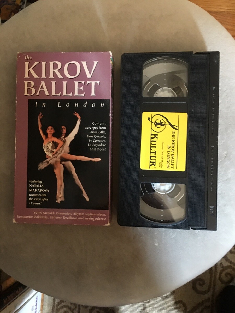 その他 Story of Kirov Ballet [VHS] Amazon.com: Swan Lake [The Kirov Ballet] : Kirov Ballet, Yulia