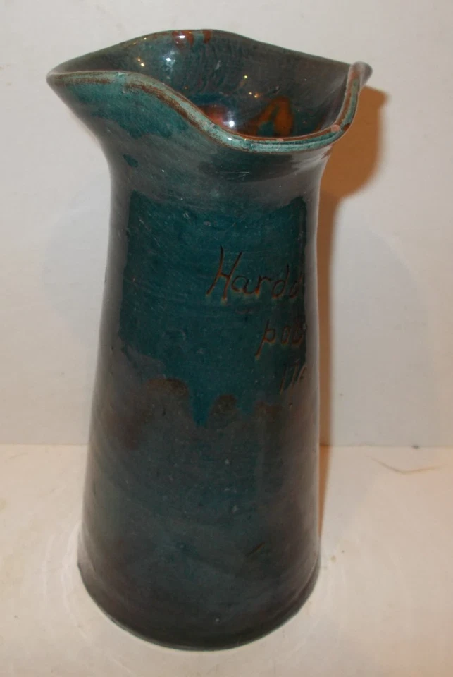 Claypits Pottery Ewenny Incised Welsh Motto Jug Hight 24.5cms - Image 3 of 4