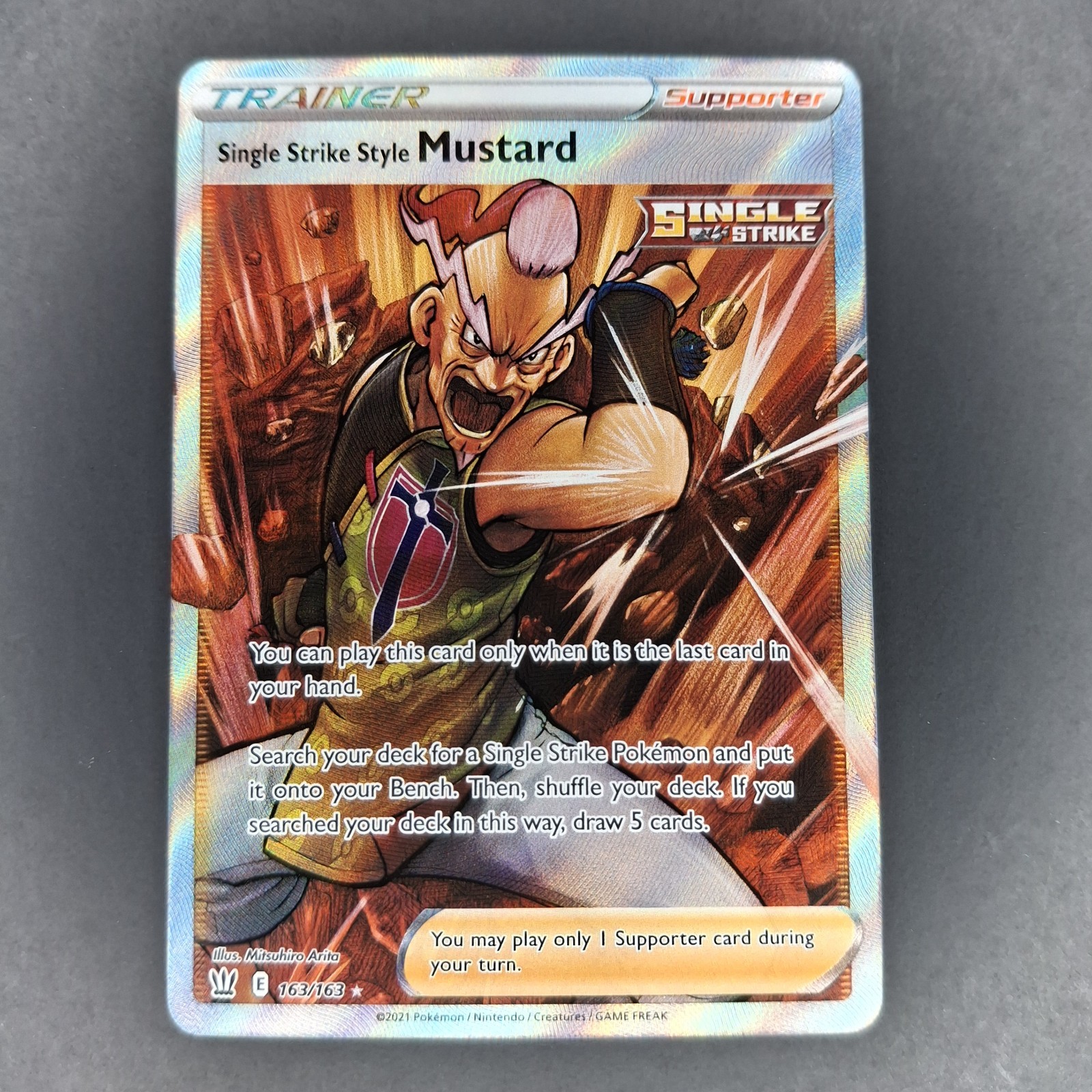 Single Strike Style Mustard - 163/163 - Battle Style - Holofoil - SWSH05