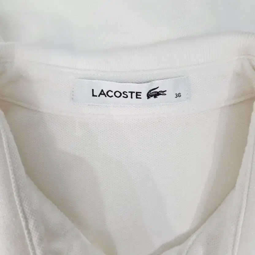 Lacoste Women's Hidden Button Stretch Polo Shirt Size 36 thumbnail 4
