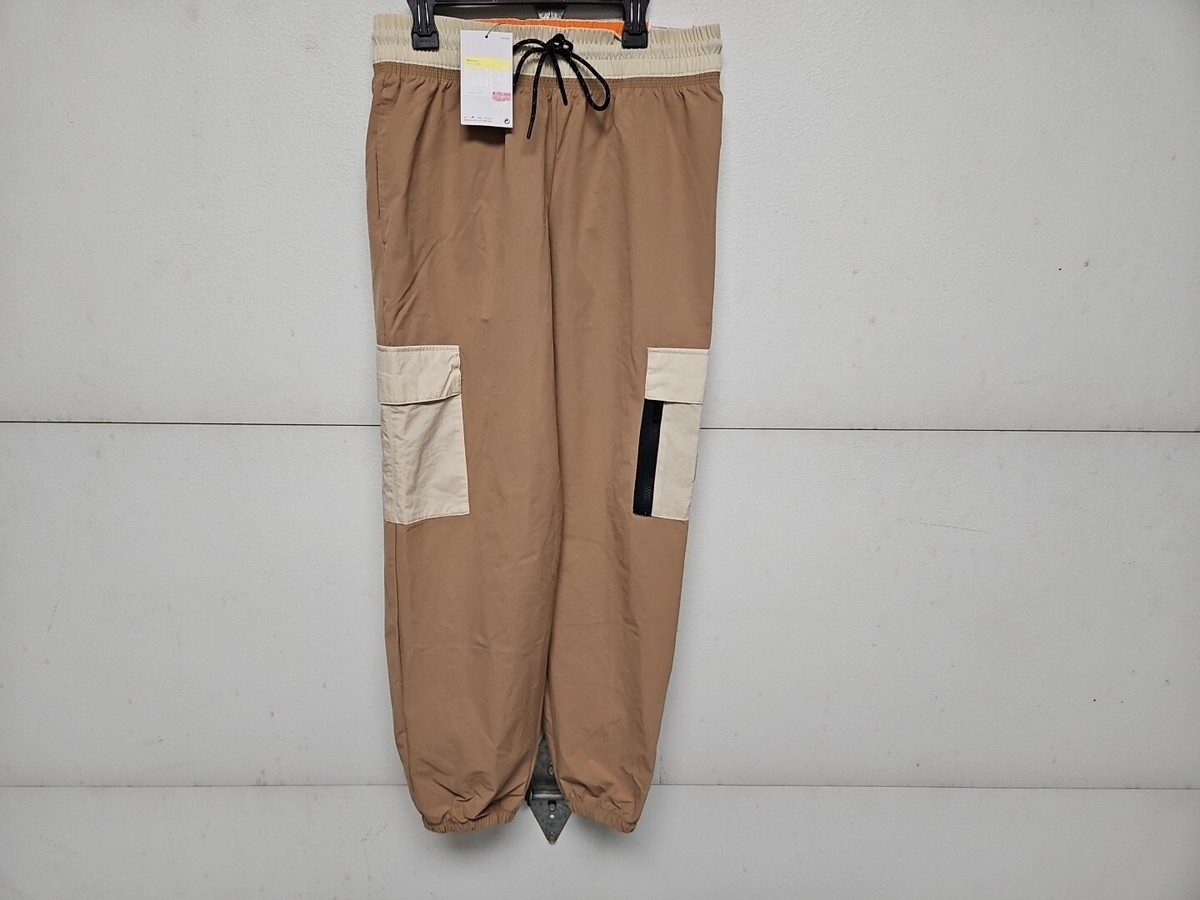 nike mid rise cargo pants