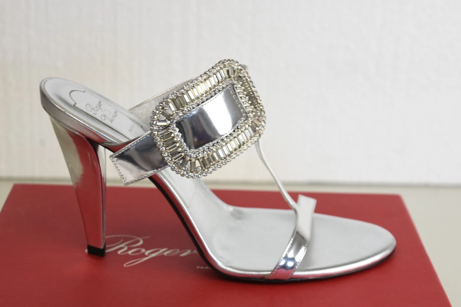Neuf Roger Vivier Sandales 100 Argent Miroir Orné Talons Chaussures Boucle 40