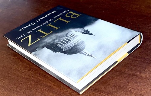 Blitz: The Story of December 29, 1940 by Margaret Gaskin Hardcover w/DJ Like New - Imagen 7 de 19