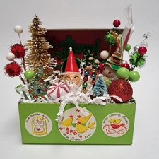 vintage Stylecraft 12 Days of Christmas List Recipe Card Box Holiday Diorama