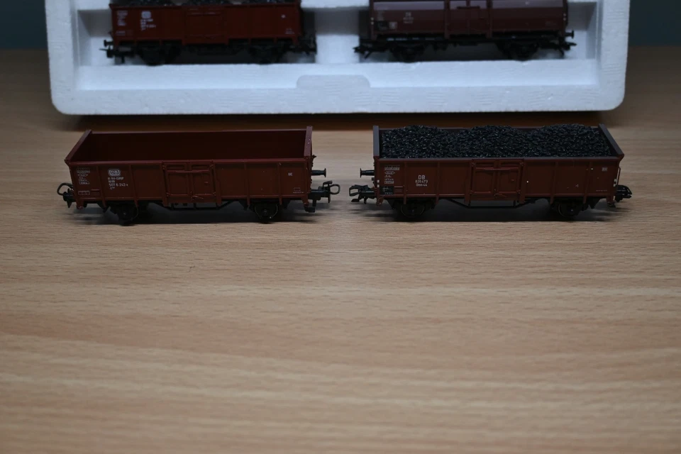 Marklin 46021 HO Scale - "The Young DB" Car Set with Six High Side Gondolas - Image 4 of 4