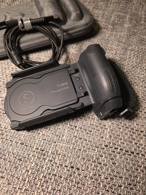 ShiftCam ProGrip Starter Kit    Smartphone-Griff mit Powerbank
