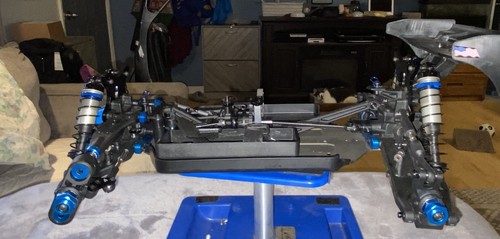 Team Associated Rc8b3.2 Slider