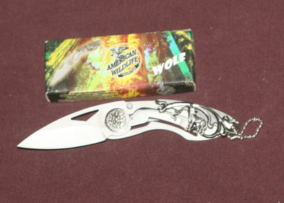 Ameican Wildlife Collection - Wolf Folding Pocket Knife - Frost Cutlery