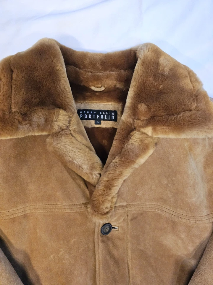 Chaqueta Perry Ellis Para Hombres Grande Cuero Buckskin Sillín Marrón Gamuza 3 Botones Foto 3 de 4