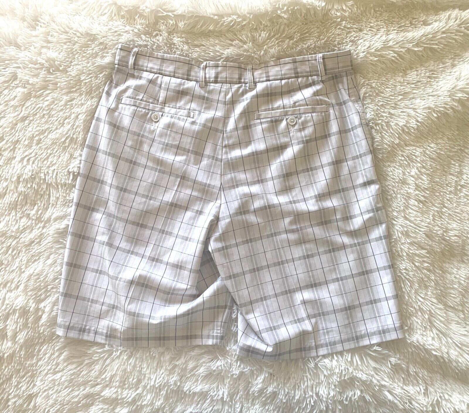 Kirkland Signature Men's Shorts White Gray Plaid Flat… - Gem