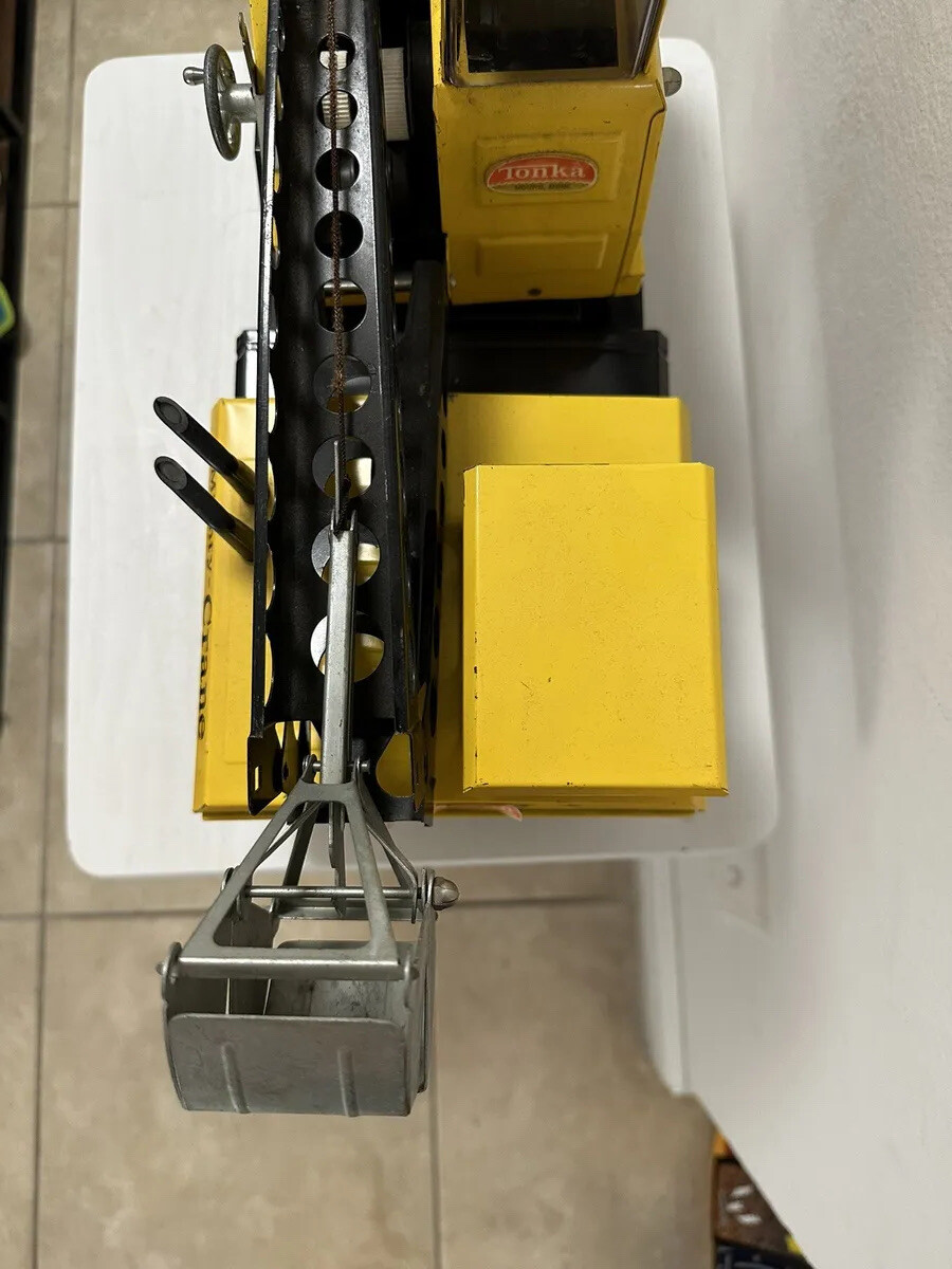 VINTAGE Tonka Truck Mighty Crane Mobile Crane 3940 NEAR MINT
