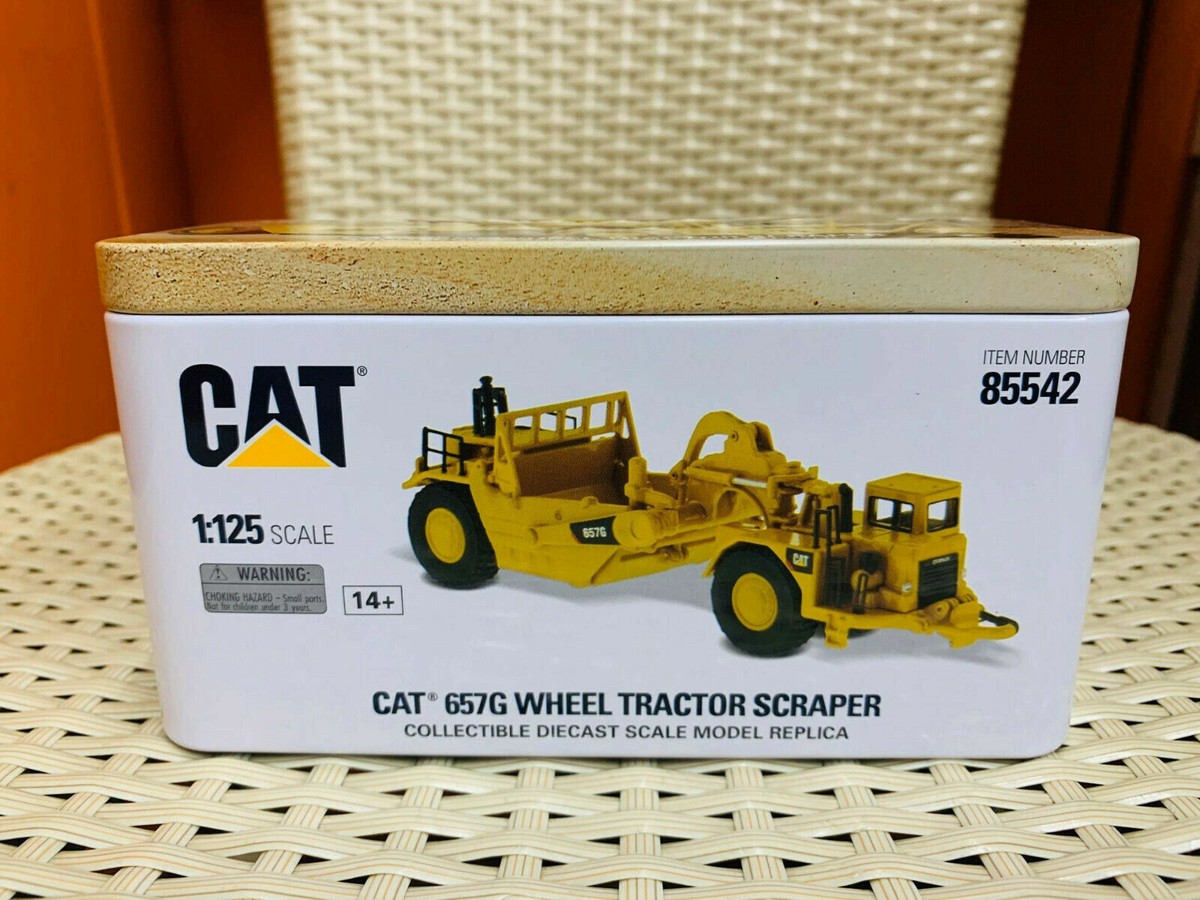Caterpillar Cat 657G Wheel Tractor Scraper 1/125 By DieCast Caterpillar Cat 657G Wheel Tractor Scraper 1/125 By DieCast