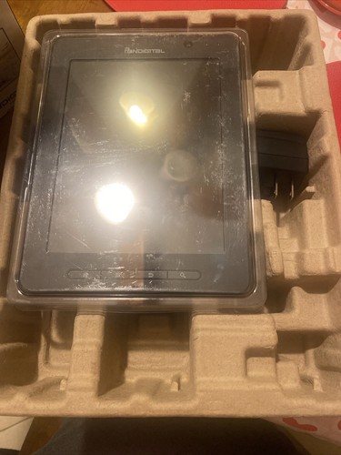 Pandigital SuperNova DLX Media Tablet - Picture 5 of 8