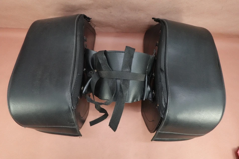 1998-2015 YAMAHA V STAR 650 XVS650 Classic SADDLEMEN Saddle Bags SaddleBags - Image 2 of 4