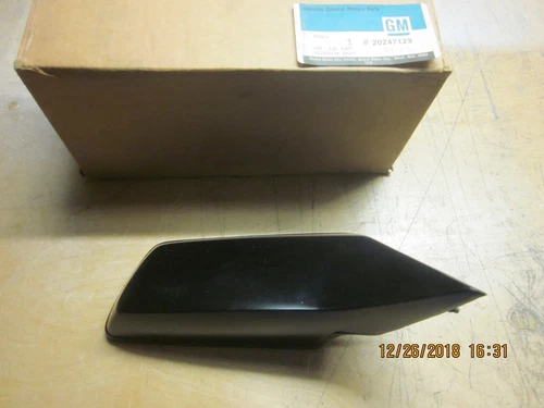 1989-96 GM OUT SIDE MIRROR NOS FITS MANY #20247123