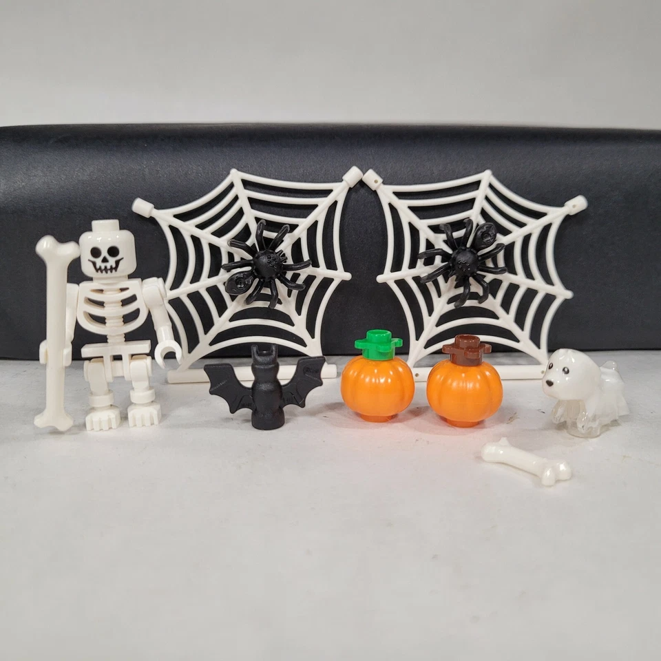NUEVO LEGO Lote Halloween - Esqueleto Calabazas Fantasma Perro Murciélago Telaraña Huesos RARO Foto 3 de 4