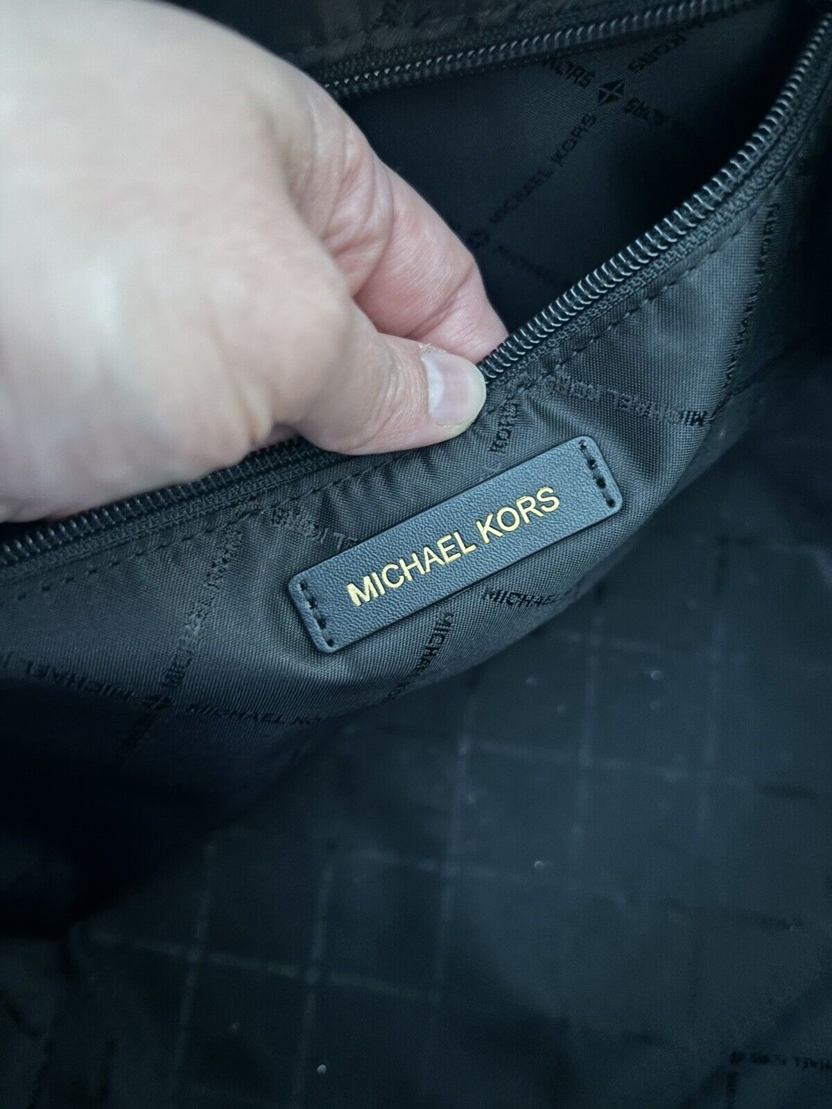 michael kors purse used large leather handbag - image 4