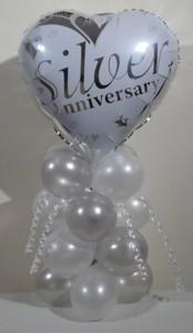 SILVER WEDDING 25th ANNIVERSARY - FOIL BALLOON DISPLAY - TABLE
