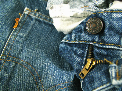 HOT VTG 80's LEVI'S 684 FLARE BELL BOTTOM BUTTON 4 Denim Jeans 38 x32 *Fit 36x30