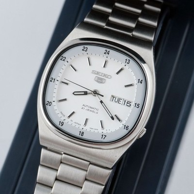 Vintage SEIKO 5 7S26-00F2 Automatic 21J Day Date White Dial Japan NOS Box Unworn