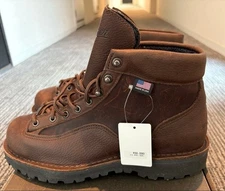 DANNER BOOTS Size:9 Brown asywxleo