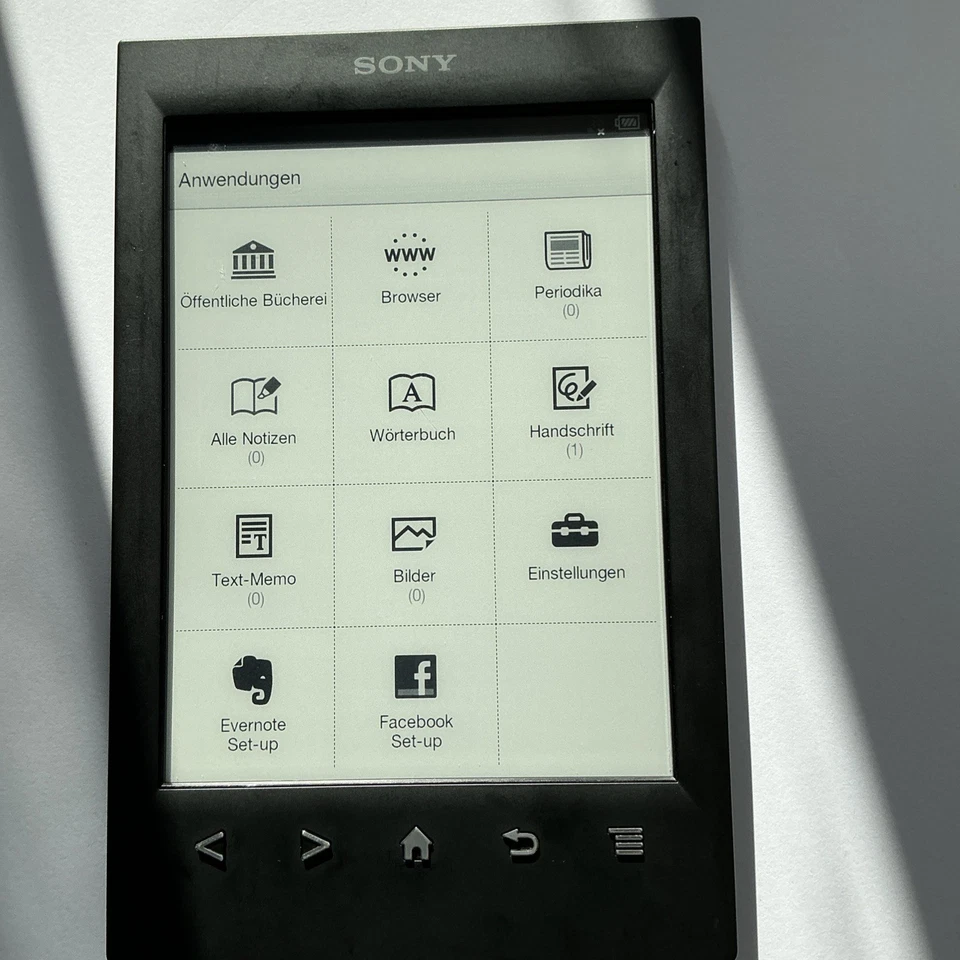 Sony eBook Reader PRS-T2 2GB, WLAN, 15,2 cm (6 Zoll) - Bild 3 von 3