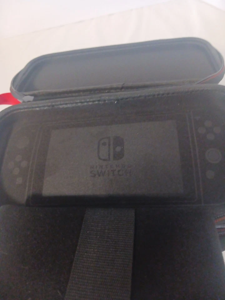 Estuche de transporte para juegos PDP para videojuegos Nintendo Switch bolsa de transporte Pull-N-Go Foto 4 de 4