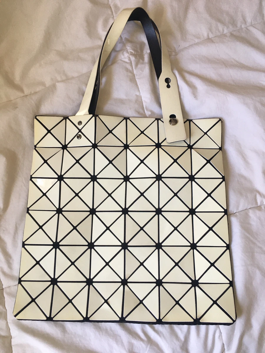 Lucent shop tote bag
