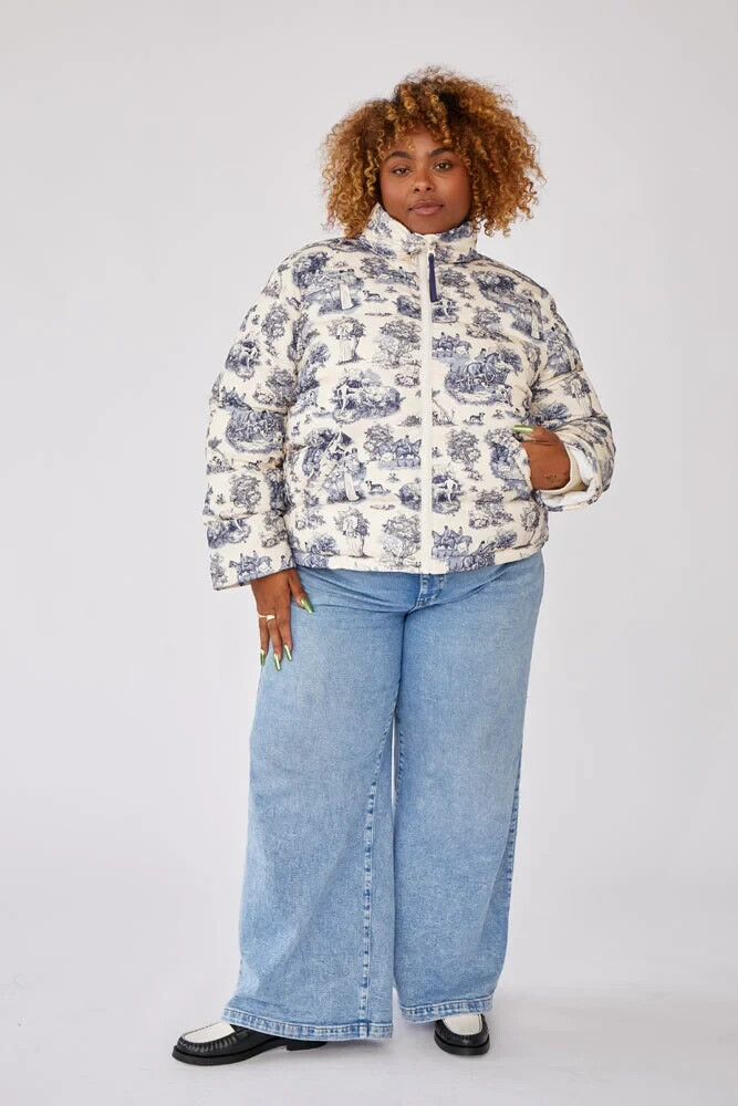 y2k バーバリーブルーレーベル　リアルファー　中綿　ミリタリージャケット y2k バーバリーブルーレーベル リアルファー 中綿 ミリタリージャケット