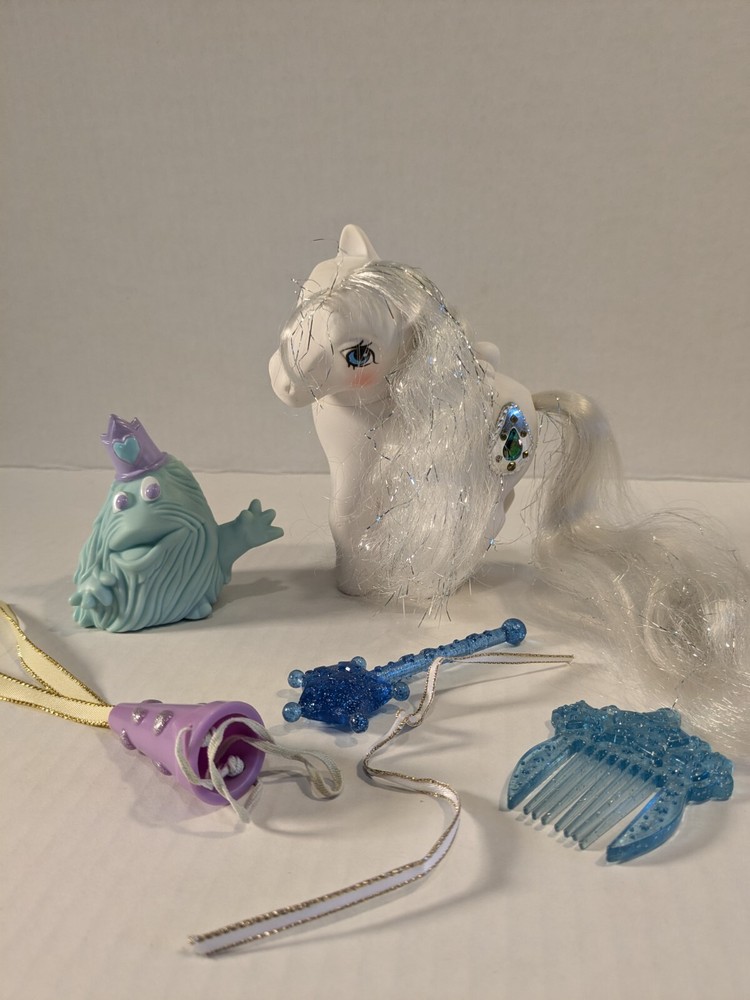 My Little Pony G1 Pegasus Princess Tiffany with hat, wand, and Bushwoolie