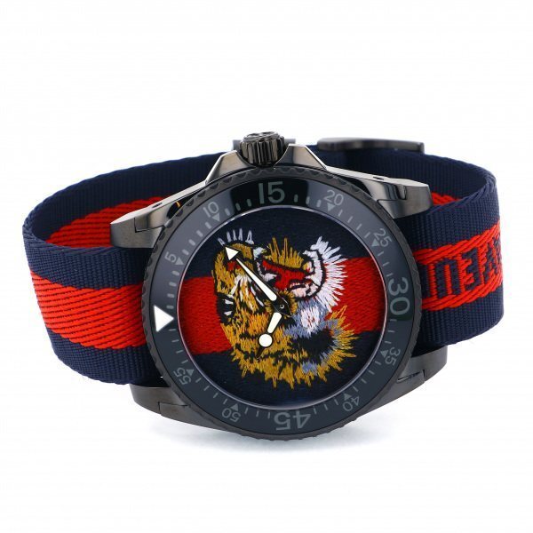 Gucci Dive Tiger Embroidered Dial Men's 