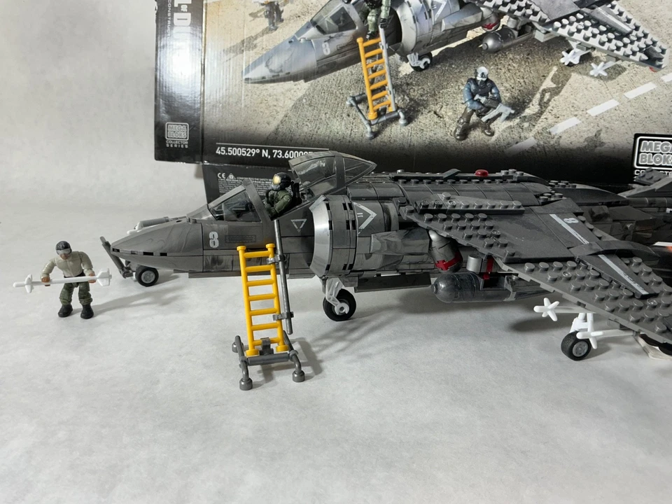 Mega Bloks 使命召唤战斗机 #CNG86 飞机 — 第 3/4 张图片