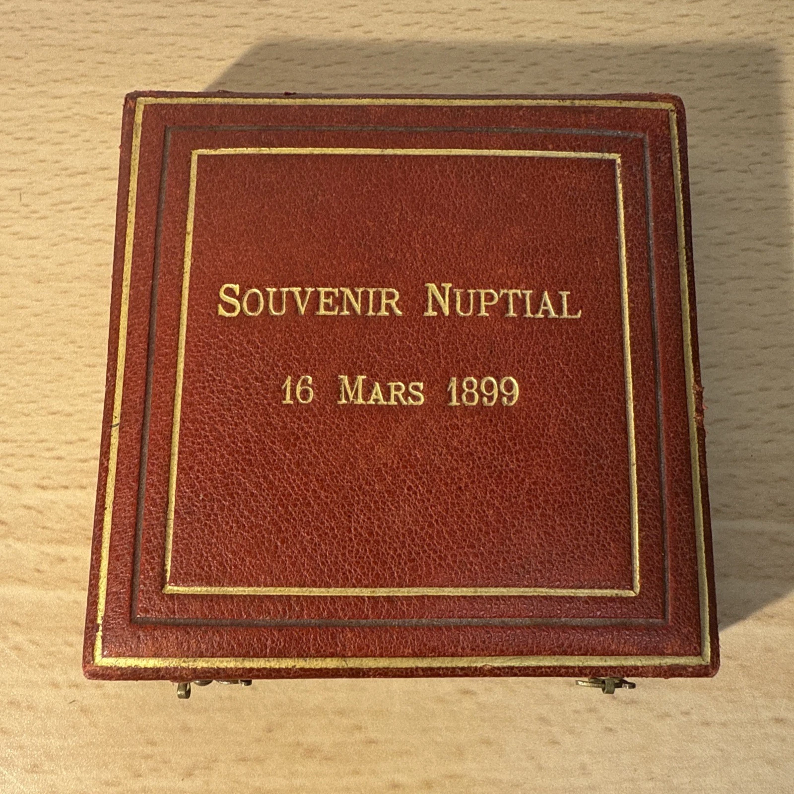 Médaille Souvenir Nuptial 16 Mars 1899 En Argent Boîte Roty Franc Maçon Sempré