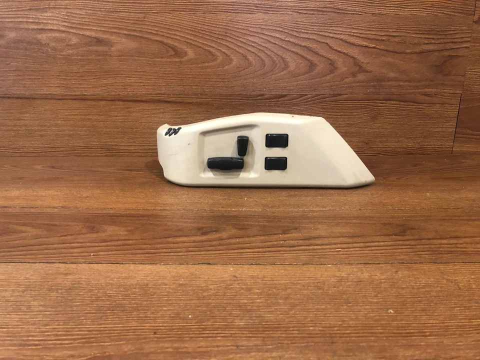 04-2006 CADILLAC XLR PUERTA DELANTERA IZQUIERDA AJUSTE ASIENTO LUMBAR INTERRUPTOR MEMORIA CUBIERTA OEM Foto 2 de 4