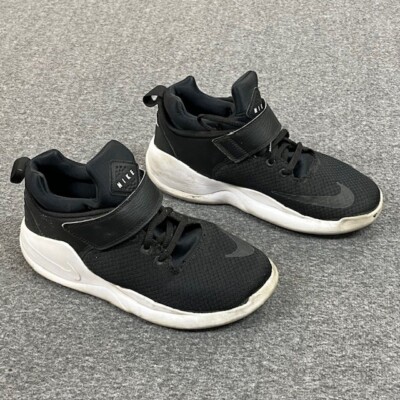 nike kwazi black and white