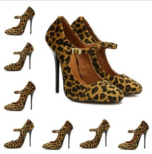 leopard mary jane pumps