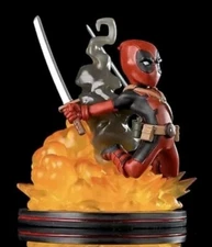 Loot Crate Exclusive QMx DEADPOOL Q-fig Mini Figure Marvel Comics X-Men NEW 