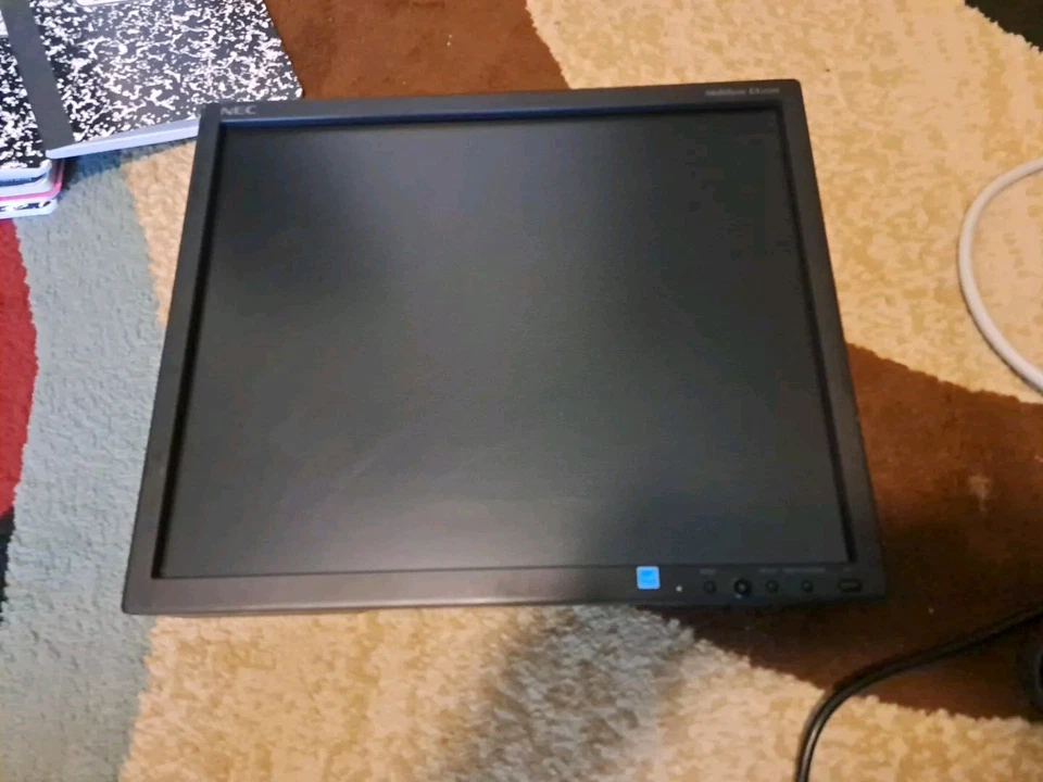 NEC  MultiSync EA193Mi 19 inch VGA DVI-D DisplayPort 1280x1024 Monitor. NO STAND - Image 2 of 4