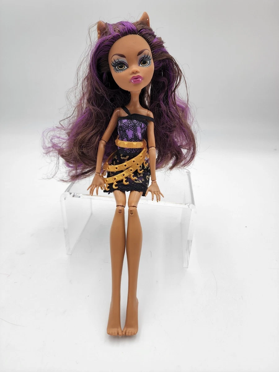 Clawdeen wolf sales scaris doll