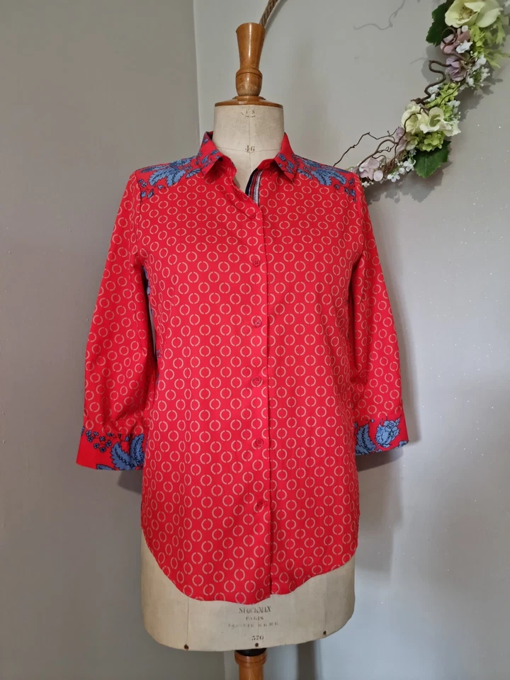 FUEGO : MAGNIFIQUE CHEMISE TON ROUGE SUPERBE MODELE IMPRIMÉ DOS  STRASS  - Photo 2/4