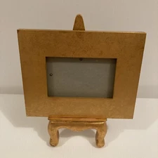 Gold Freestanding Picture Frame On Easel - Fetco Brand