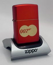 ORIGINAL Zippo Feuerzeug JAMES BOND 007 GUN LOGO Metallic Red Finish NEU IN BOX