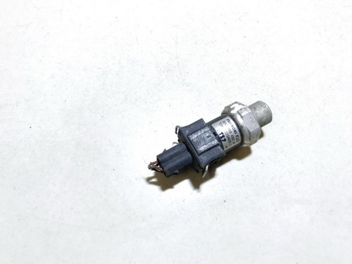 8d0959482b Druckschalter, Klimaanlage  Volkswagen Passat DE1221037-77