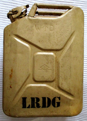 WD Broad Arrow 1945 LRDG Jerry Can Desert Colour. Für Reenactment / Filmrequisite