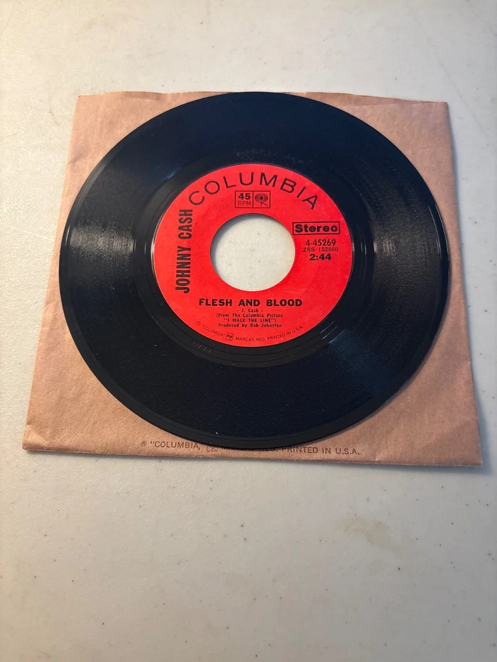 JOHNNY CASH FLESH AND BLOOD / THIS SIDE OF THE LAW 7" VINYL 45 RPM COLUMBIA VG+ - Image 2 of 3