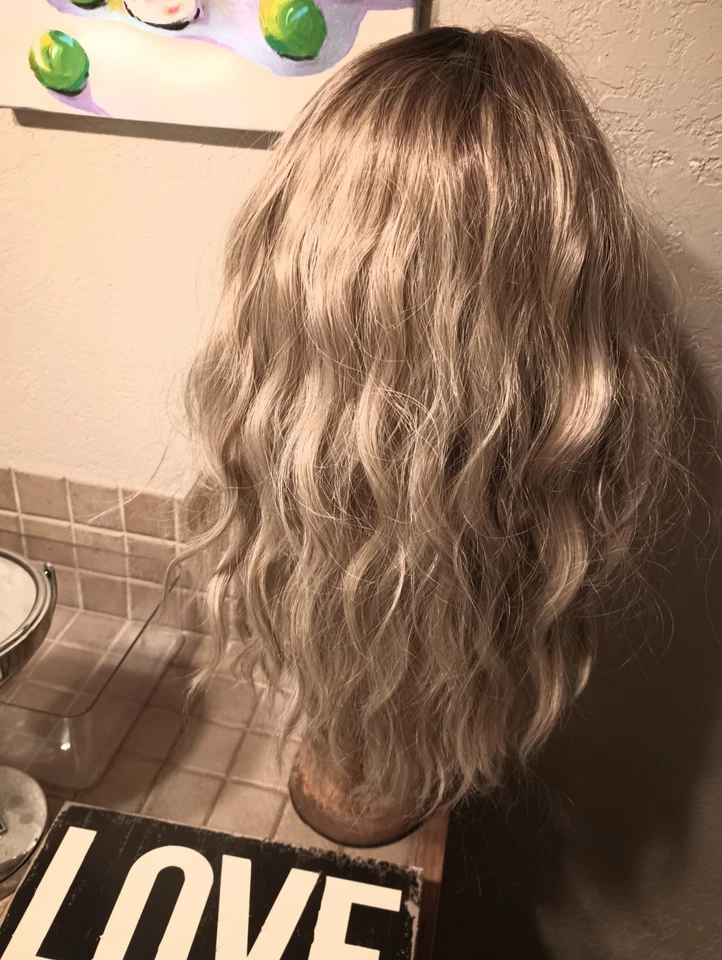 Lote de 6 pelucas para mujer colores mezclados EE. UU. solo 5 con etiquetas Foto 4 de 4